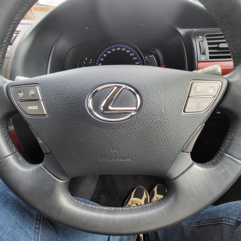 FRESH IMPORT 2010 LEXUS LS600H HYBRID 4 DOOR SALOON BLACK ULEZ COMPLIANT
