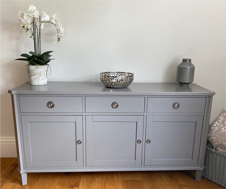 Laura ashley online dresser