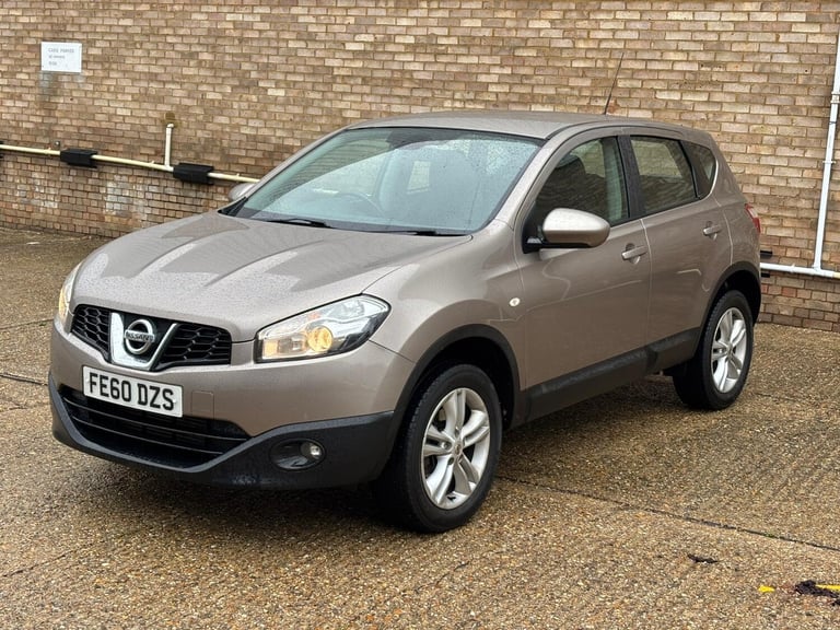 2010 Nissan Qashqai 1.5 dCi Acenta 5dr HATCHBACK Diesel Manual