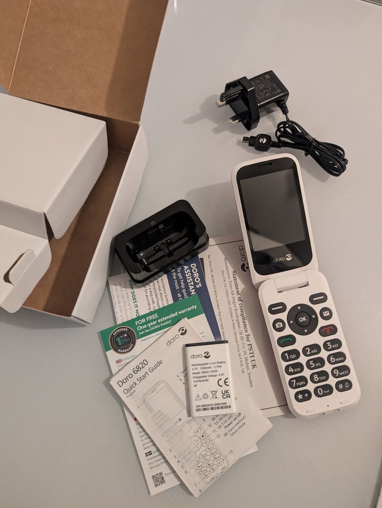 Boxed Doro 6820 Flip big button phone Unlocked 