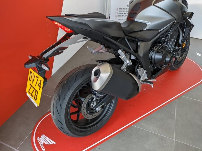 2025 HONDA CB1000 HORNET GREY MATT METALLIC QUICKSHIFTER BELLYPAN F/COWL FITTED