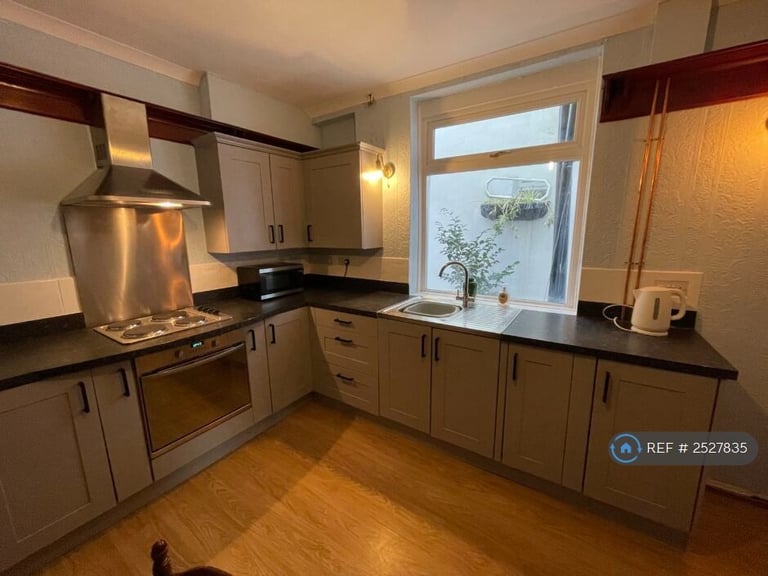 1 bedroom in Oystermouth Road, Swansea, SA1 (#2527835)