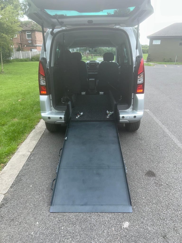 image for Citroen Berlingo 1.6BlueHDi Feel Auto Wheelchair Accessible Vehicle WAV
