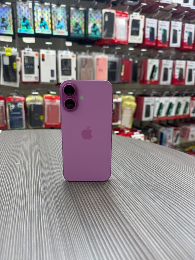 Apple iPhone 16 128GB Unlocked Excellent Condition | in Whitechapel