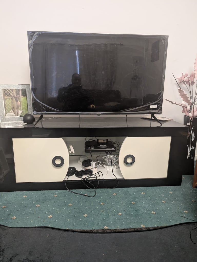 image for Glass tv unit