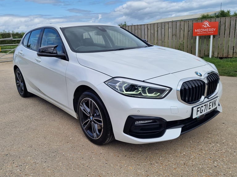 image for 2021 BMW 1 Series 2.0 118d Sport (LCP) Euro 6 (s/s) 5dr HATCHBACK Diesel Manual