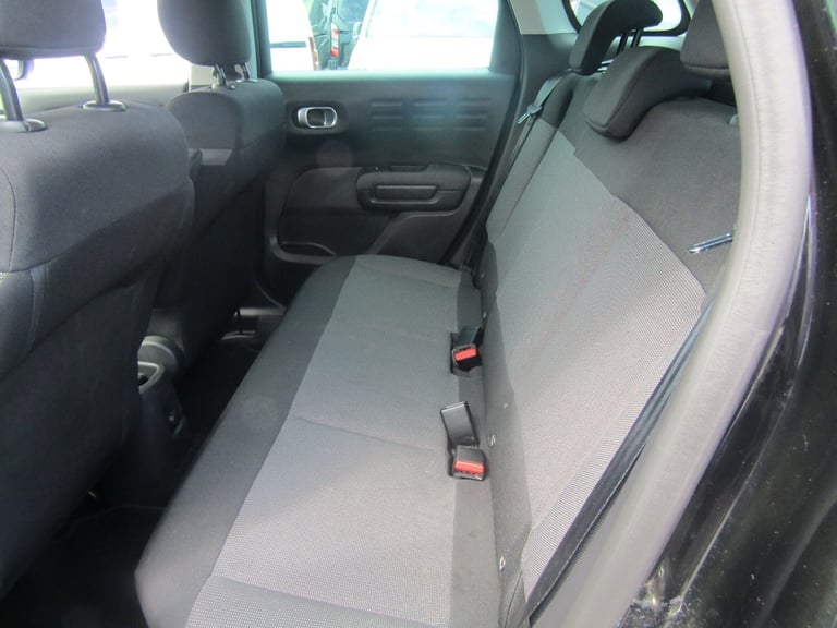 2021 Citroen C3 Aircross 1.2 PureTech 110 Shine 5dr - 1 Owner / Sat Nav Hatchback Petrol Manual