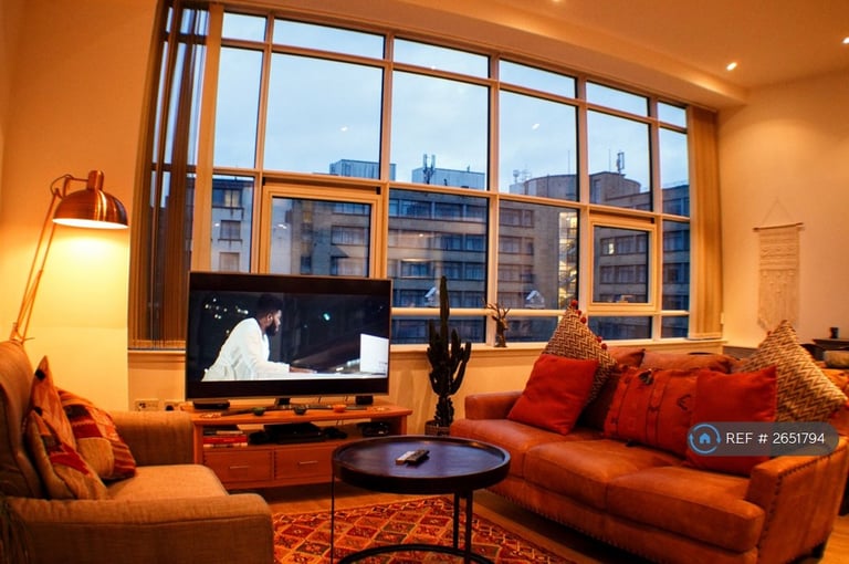 image for 2 bedroom flat in Albion Street, Glasgow, G1 (2 bed) (#2651794)