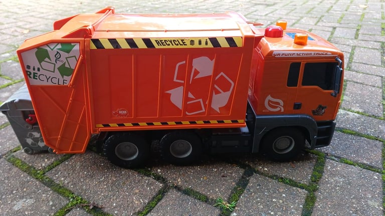 image for Dickie Toys orange bin lorry