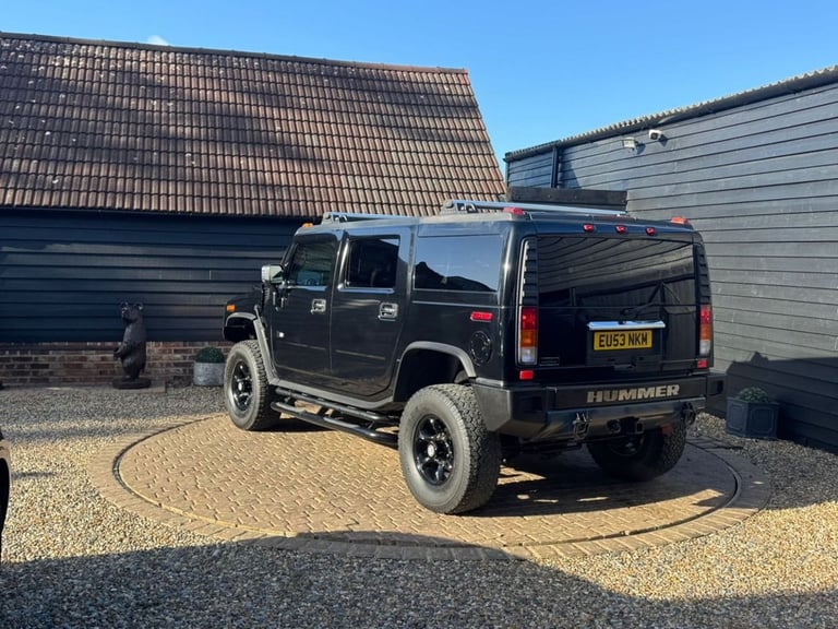 2003 Hummer H2 Hummer H2 6.0  Saloon PETROL Automatic