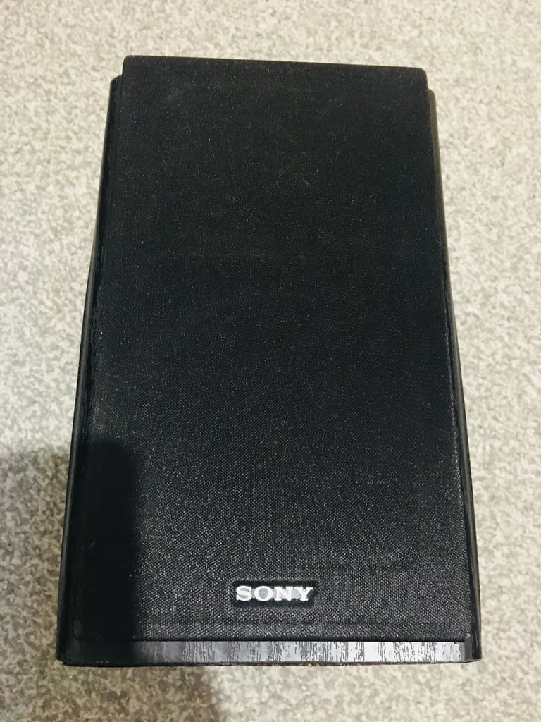 Sony bookshelf 1 woofer speaker 🔊 