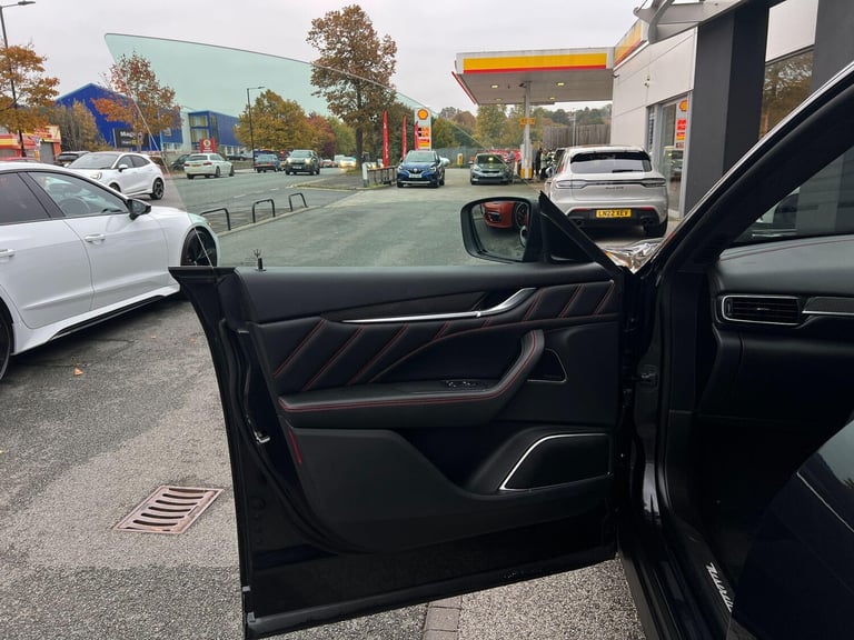 2022 Maserati Levante V8 Trofeo 5dr Auto ESTATE PETROL Automatic