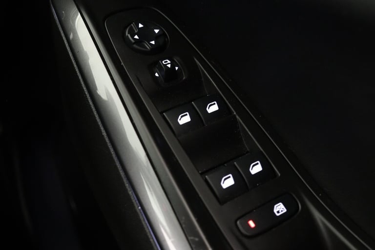 2018 Vauxhall Grandland X 1.2 Turbo Sport Nav 5dr Hatchback Petrol Manual