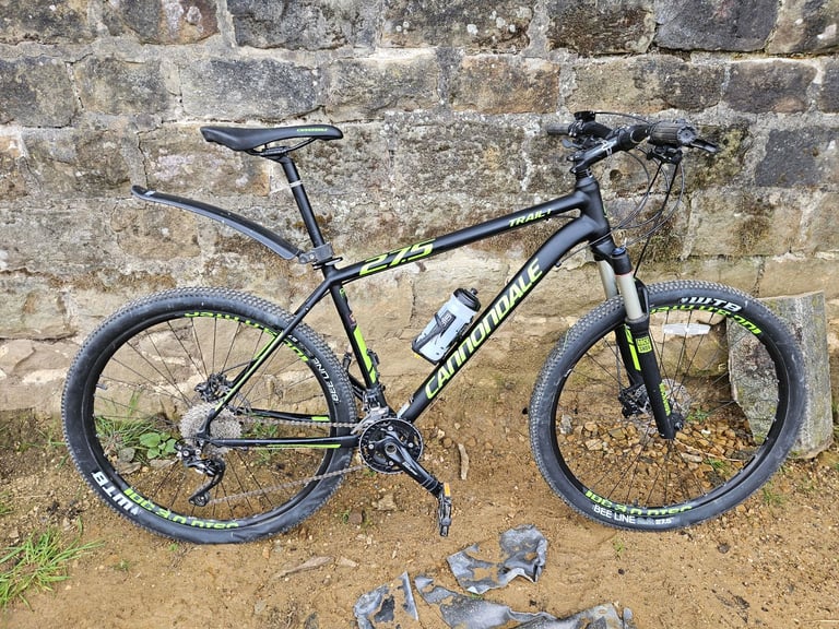 image for Cannondale 275 Mountain Bike. Size Large