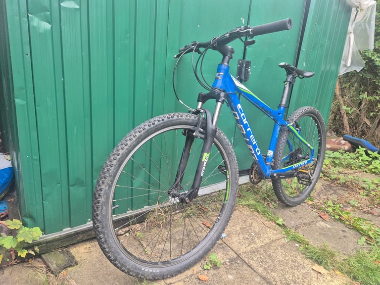Carrera Valour Mountain bike 