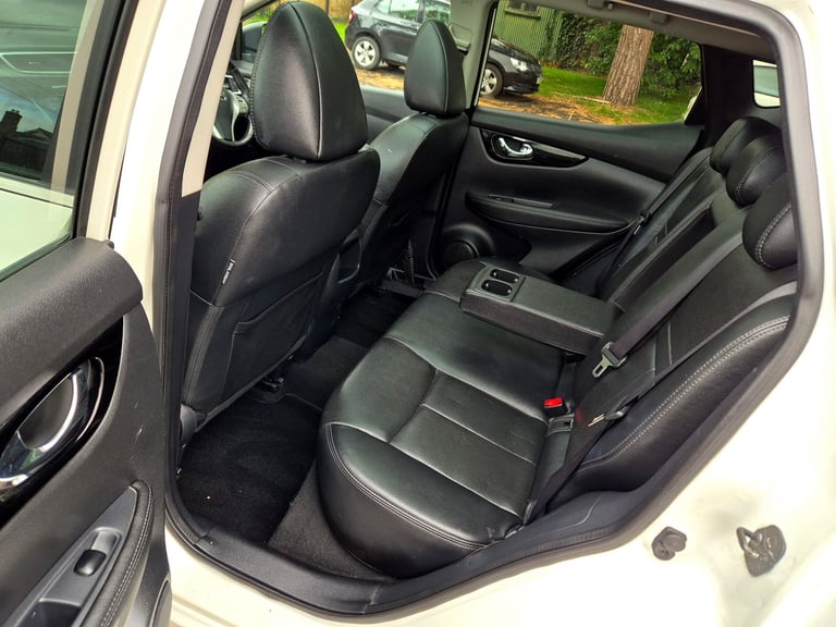 NISSAN QASHQAI TAX £20/YEAR FRESH MOT