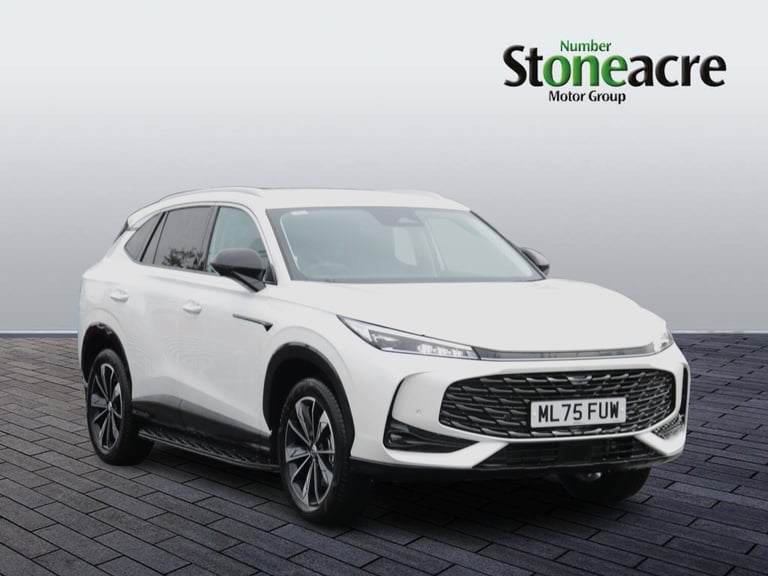 image for 2025 MG MG HS 1.5 T-GDI 24.7kWh Trophy Auto Euro 6 (s/s) 5dr ESTATE Petrol/Electric Hybrid Automatic