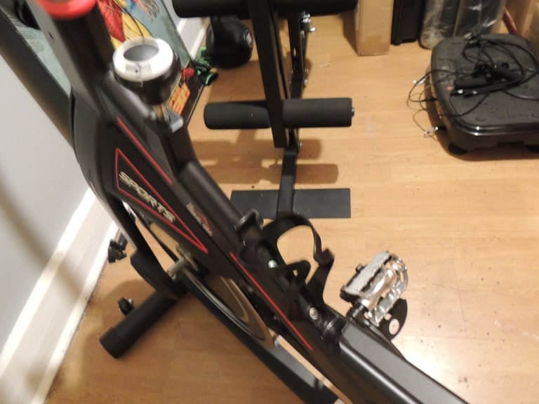 Gym Exercise Bike HOMCOM LCD Display Cardio Adjustable Resistance