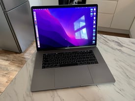 2017 MacBook Pro Touch Bar 15in
