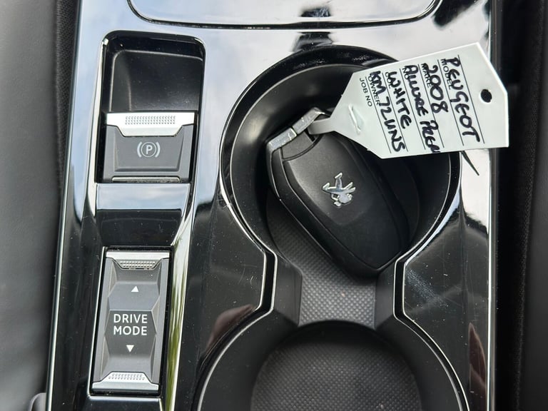 2022 Peugeot 2008 1.2 PureTech Allure Premium + EAT Euro 6 (s/s) 5dr HATCHBACK Petrol Automatic