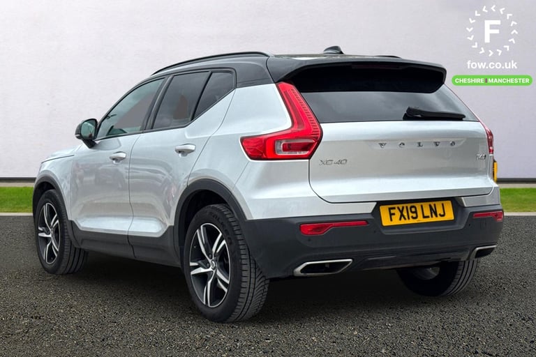 2019 Volvo XC40 2.0 T4 R DESIGN 5dr AWD Geartronic Estate PETROL Automatic