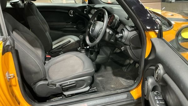 2016 MINI Convertible 1.5 Cooper 2dr CONVERTIBLE PETROL Manual