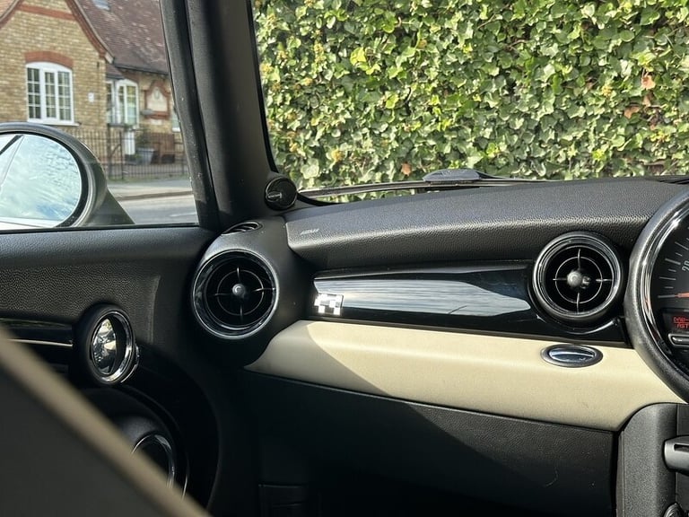 2011 MINI Hatch John Cooper Works Hatchback Petrol Manual