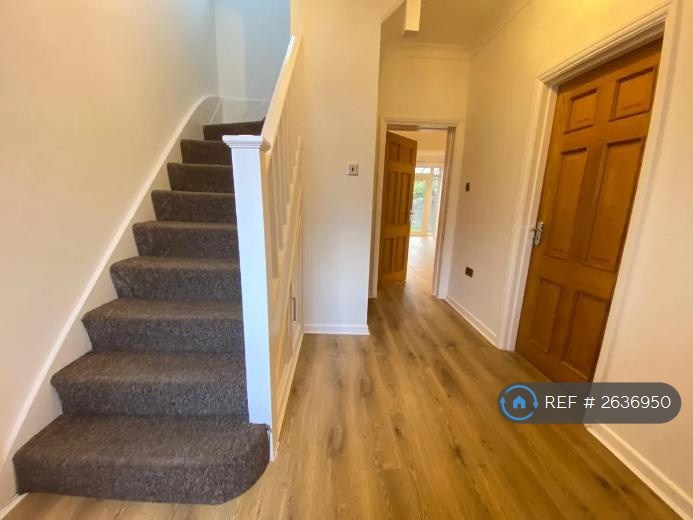 5 bedroom house in Beechcroft Gardens, Wembley, HA9 (5 bed) (#2636950)