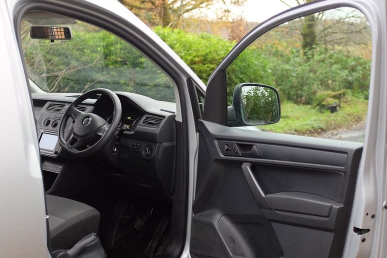 Volkswagen, CADDY, Panel Van, 2015, Manual, 1598 (cc)