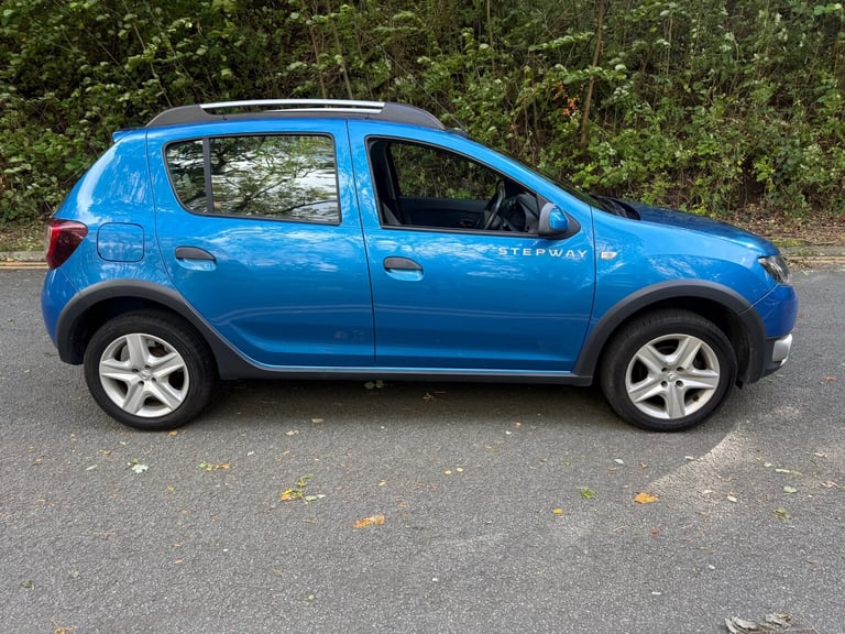 2013 Dacia Sandero Stepway 1.5 dCi Laureate 5dr HATCHBACK Diesel Manual