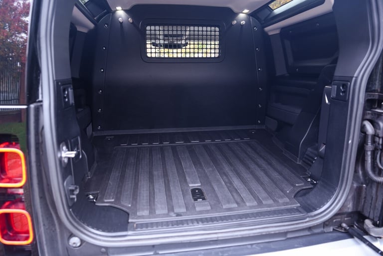 2023 Land Rover Defender 90 3.0 D250 MHEV Hard Top Commercial SUV 3dr Diesel Auto 4WD SWB Euro 6 ...