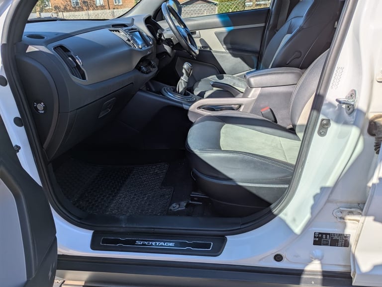 2014 Kia Sportage 1.7 CRDi White Edition 5dr ESTATE Diesel Manual