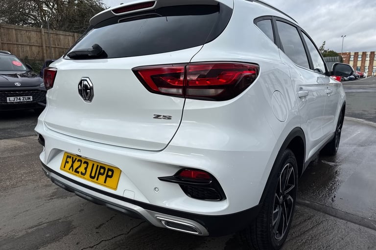 2023 MG MG ZS 93339 Hatchback Petrol Manual
