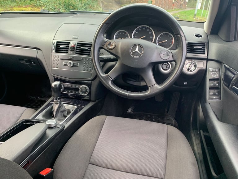 Mercedes-Benz C180 SE Kompressor 1.8L Petrol!