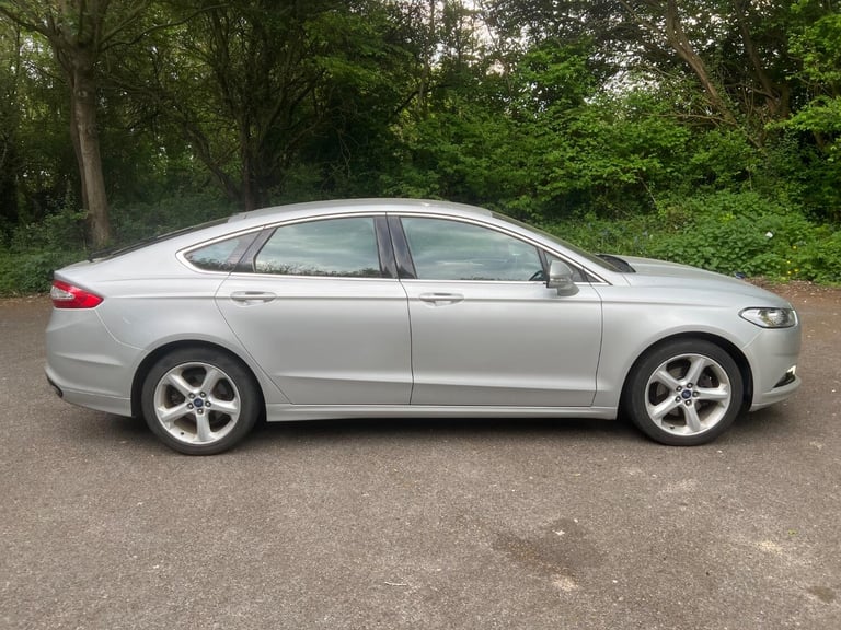 FORD MONDEO 2.0 TDCi Titanium Silver Auto Diesel 2017