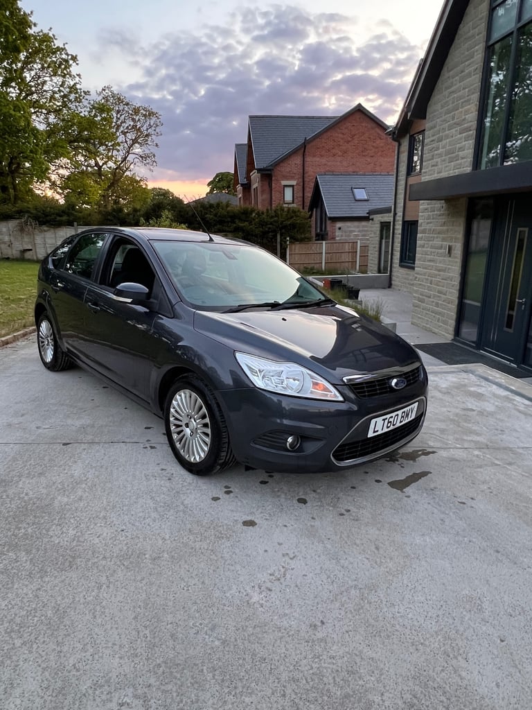 2010 Ford Focus 1.6 Titanium 5dr HATCHBACK Petrol Manual