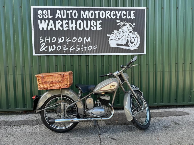 BSA Bantam D1 150cc 1954 Grey Stunning Restored Example 