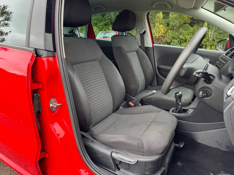 VOLKSWAGEN POLO 1.2 MATCH 60 MANUAL 5DR HATCHBACK 2014 [14] RED