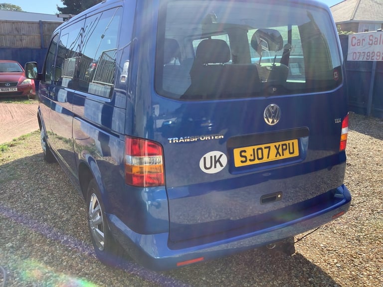 2007 Volkswagen Transporter Shuttle 2.5TDI PD 130PS SE Minibus Tip Auto MPV Diesel Automatic