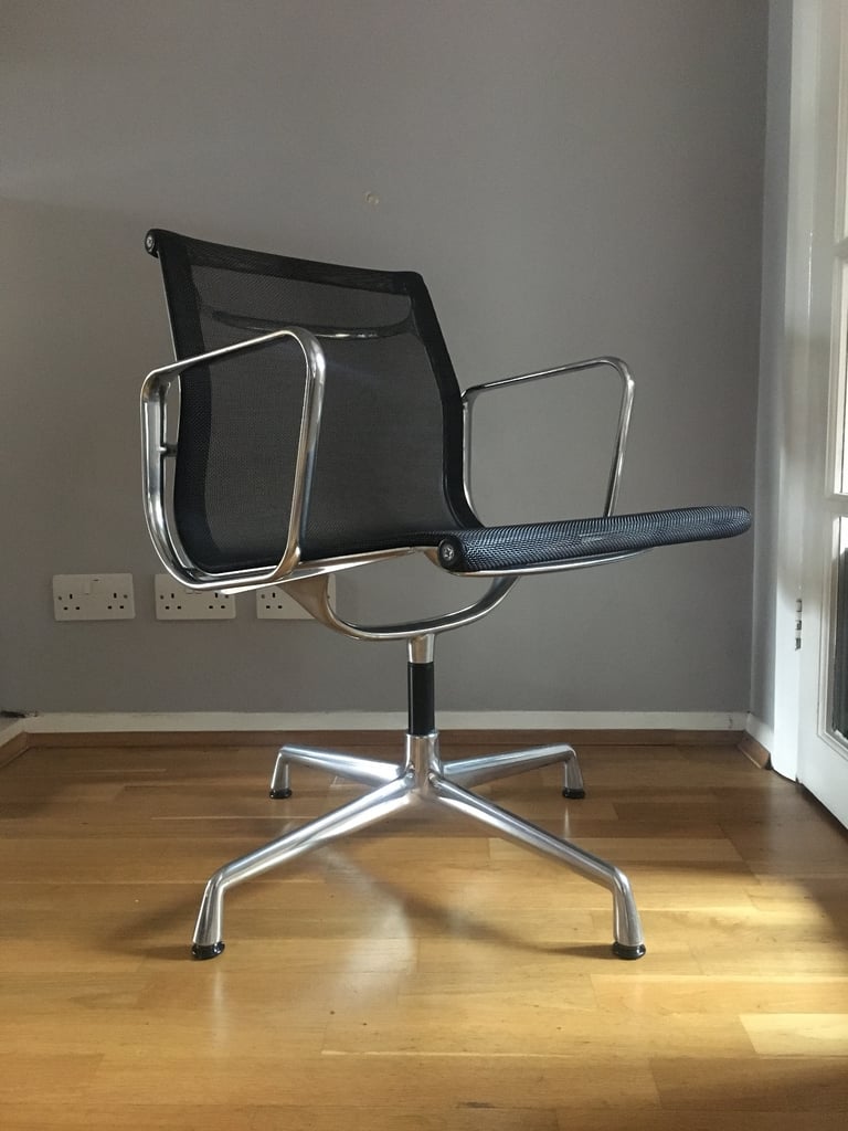 image for VITRA Eames EA 108 Mesh 