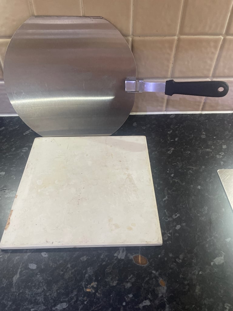 image for Foldable pizza peel and pizza stone 