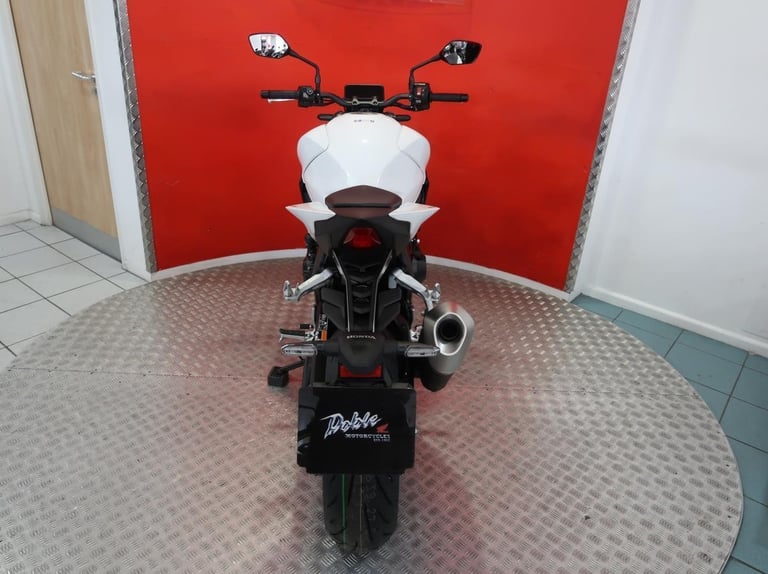 Brand new 2025 Honda CB1000 Hornet