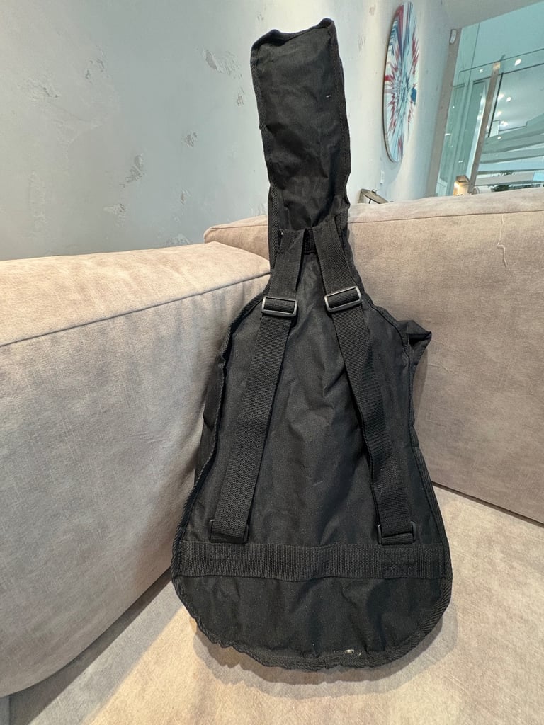 Junior half-size natural classical guitar with bag