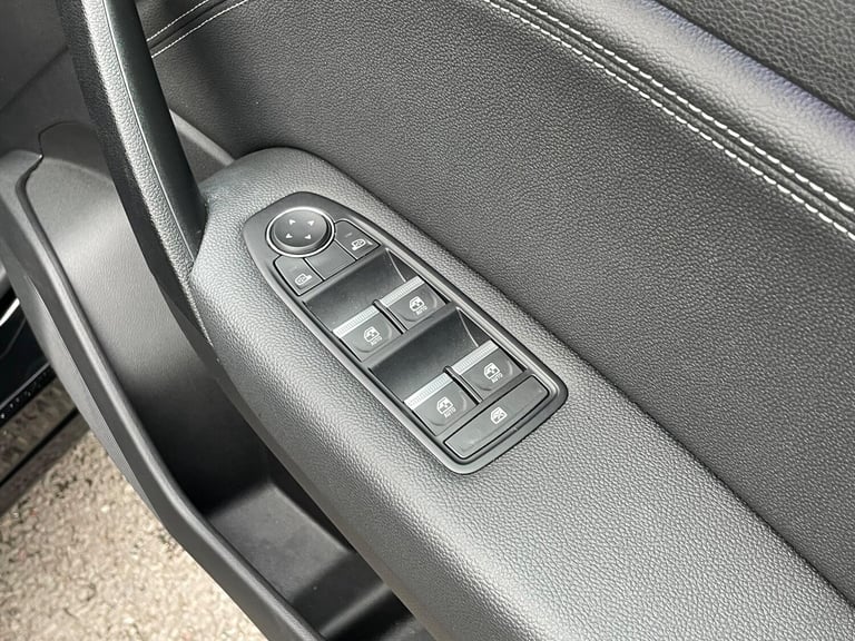 2023 Renault Captur 1.6 E-TECH techno Auto Euro 6 (s/s) 5dr HATCHBACK Petrol/Electric Hybrid Auto...