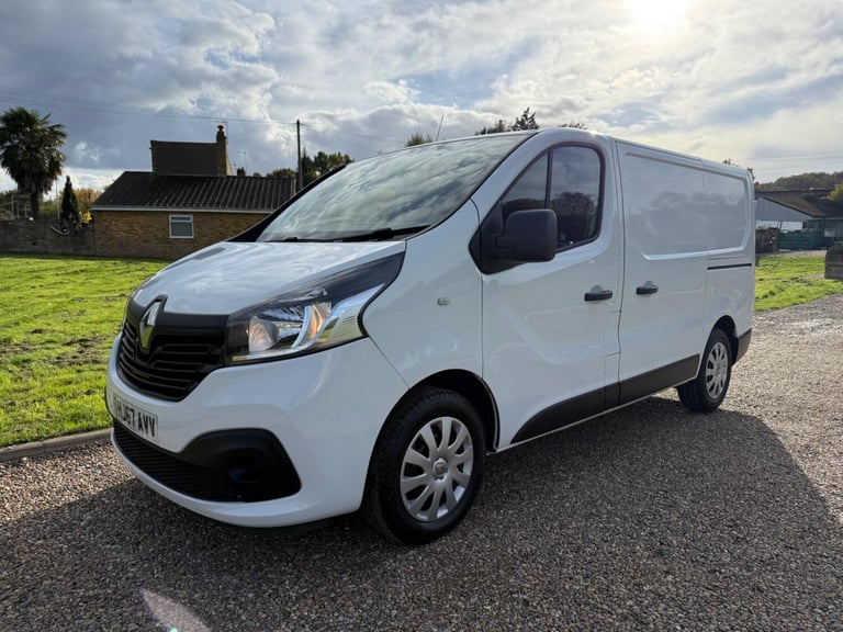 2017 Renault Trafic SL27 dCi 120 Business+ Van PANEL VAN DIESEL Manual