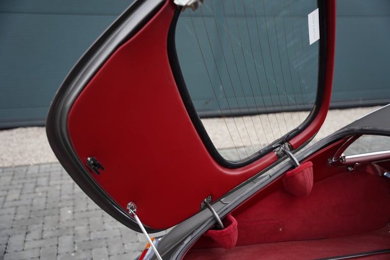 1963 Jaguar E-Type Series 1 3.8 Fixed Head Coupe