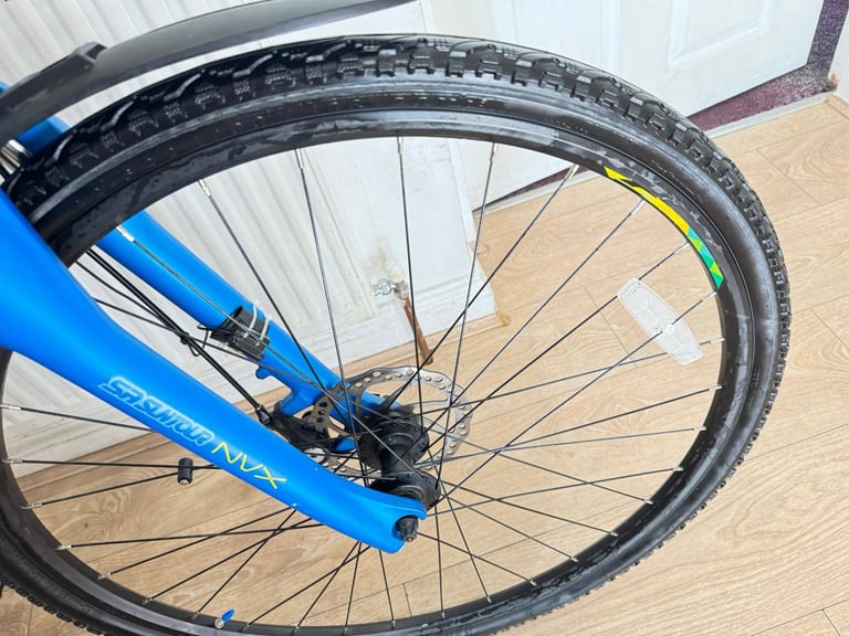 Carerra crossfire 2 hybrid bike in very good condition all fully working 