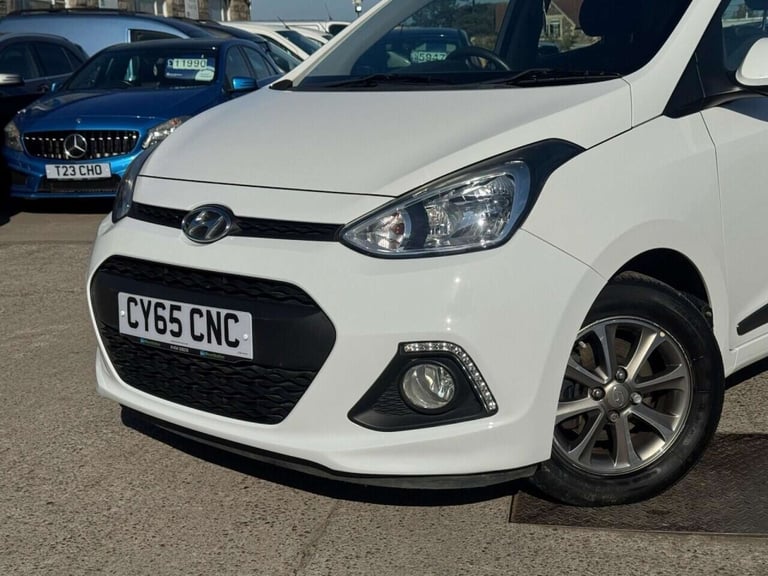 2015 Hyundai i10 1.0 Blue Drive Premium 5dr HATCHBACK PETROL Manual