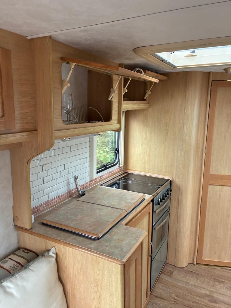 2001 Elddis Avante 482