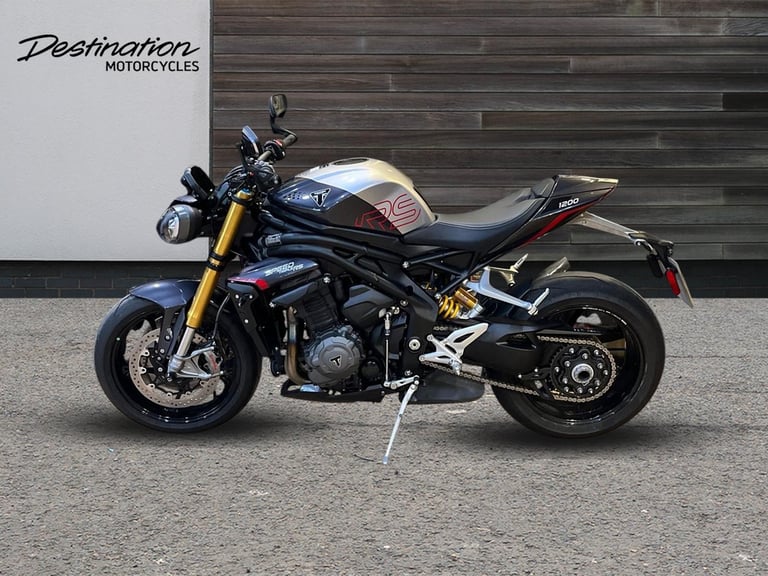 2025 Triumph Speed Triple 1200 RS PREMIUM COLOUR Petrol red 6 Speed